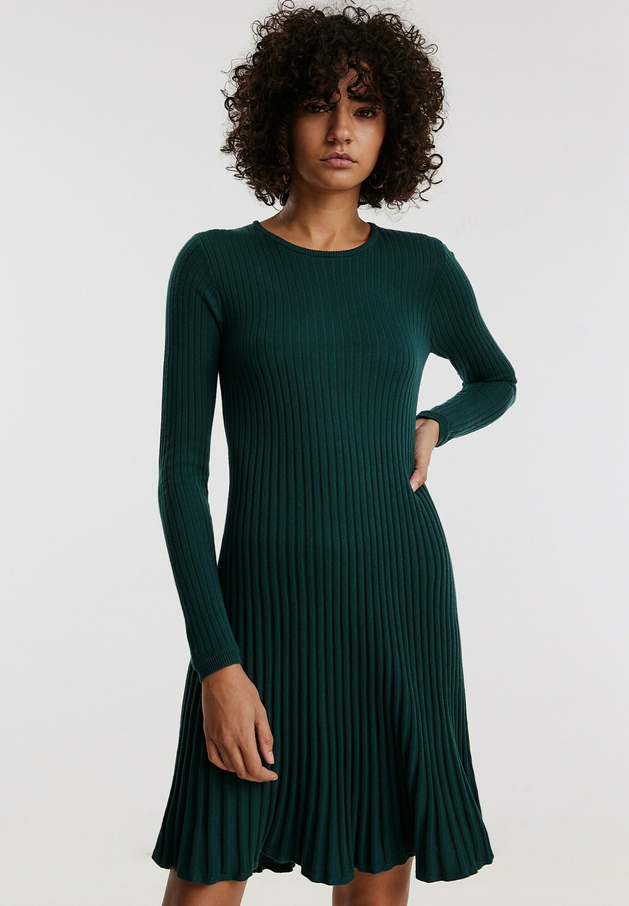 Dunkelgrünes strickkleid Clearance